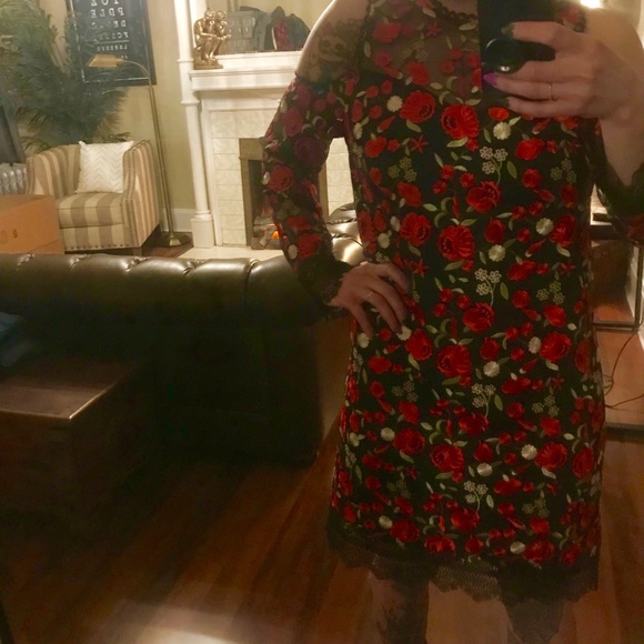 Sugar Lips Dress Size Medium - Picture 5 of 8